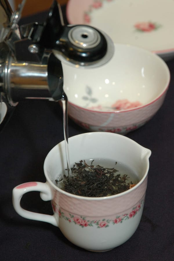 How to Read Tea Grades? A Complete Guide to FOP, BOP, and CTC Grading Systems